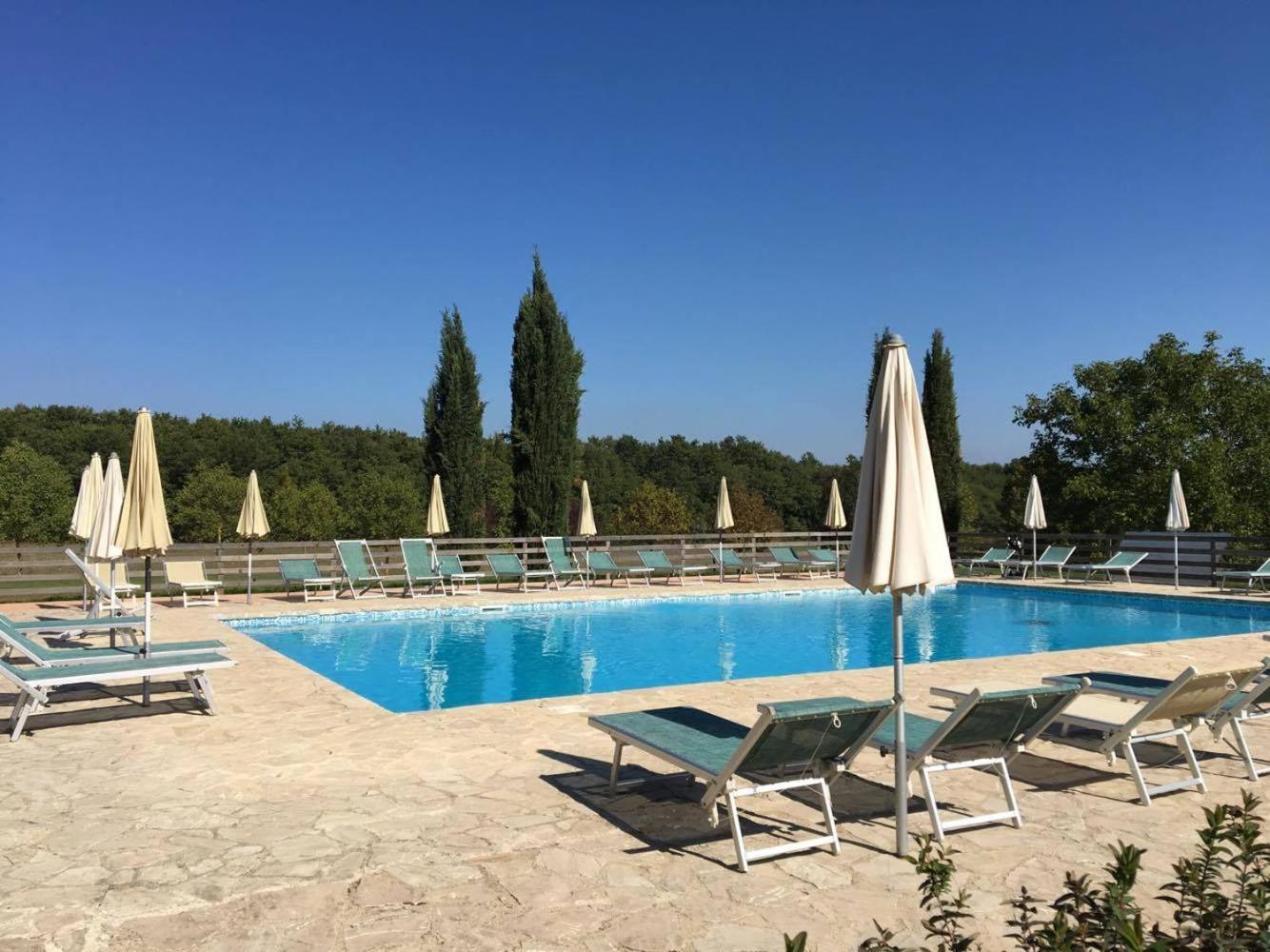 Fattoria Agriturismo Nerbona Casole dʼElsa Exteriör bild